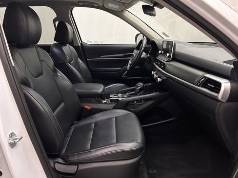 Used 2020 Kia Telluride S w/ S 8 Passenger Seating Package AWD/4WD image 19