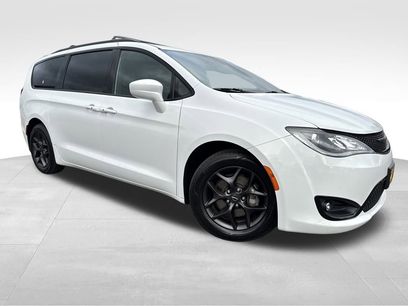 Used 2018 Chrysler Pacifica Touring-L Plus w/ S Appearance Package