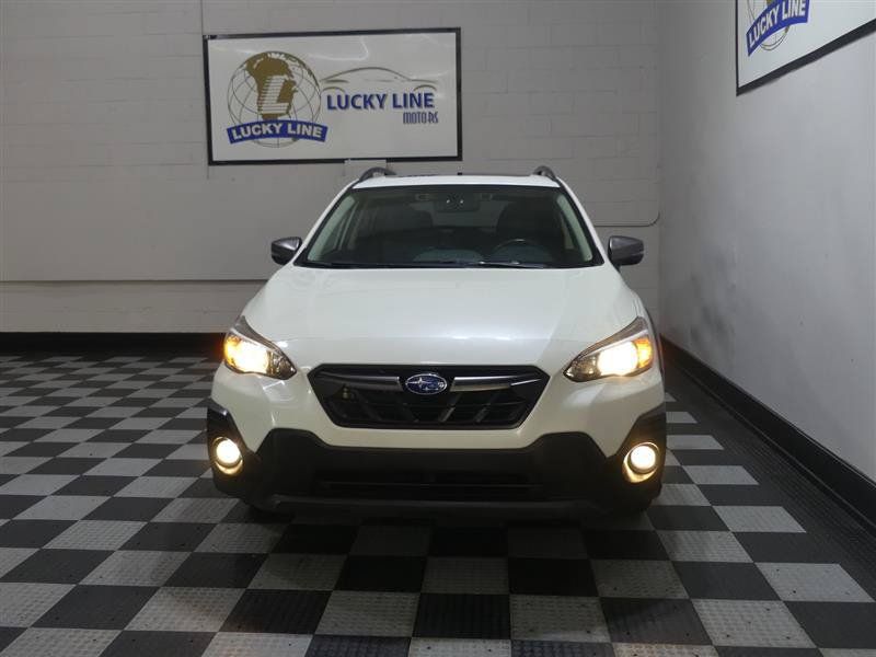 Used 2021 Subaru Crosstrek 2.5i Sport w/ Moonroof Package AWD/4WD image 2