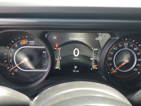 New 2026 Jeep Wrangler Unlimited Rubicon w/ Safety Group AWD/4WD image 15
