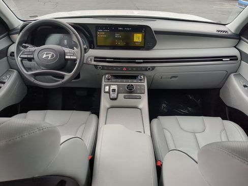Certified 2025 Hyundai Palisade SEL AWD/4WD image 27