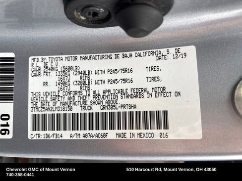 Used 2020 Toyota Tacoma SR image 27