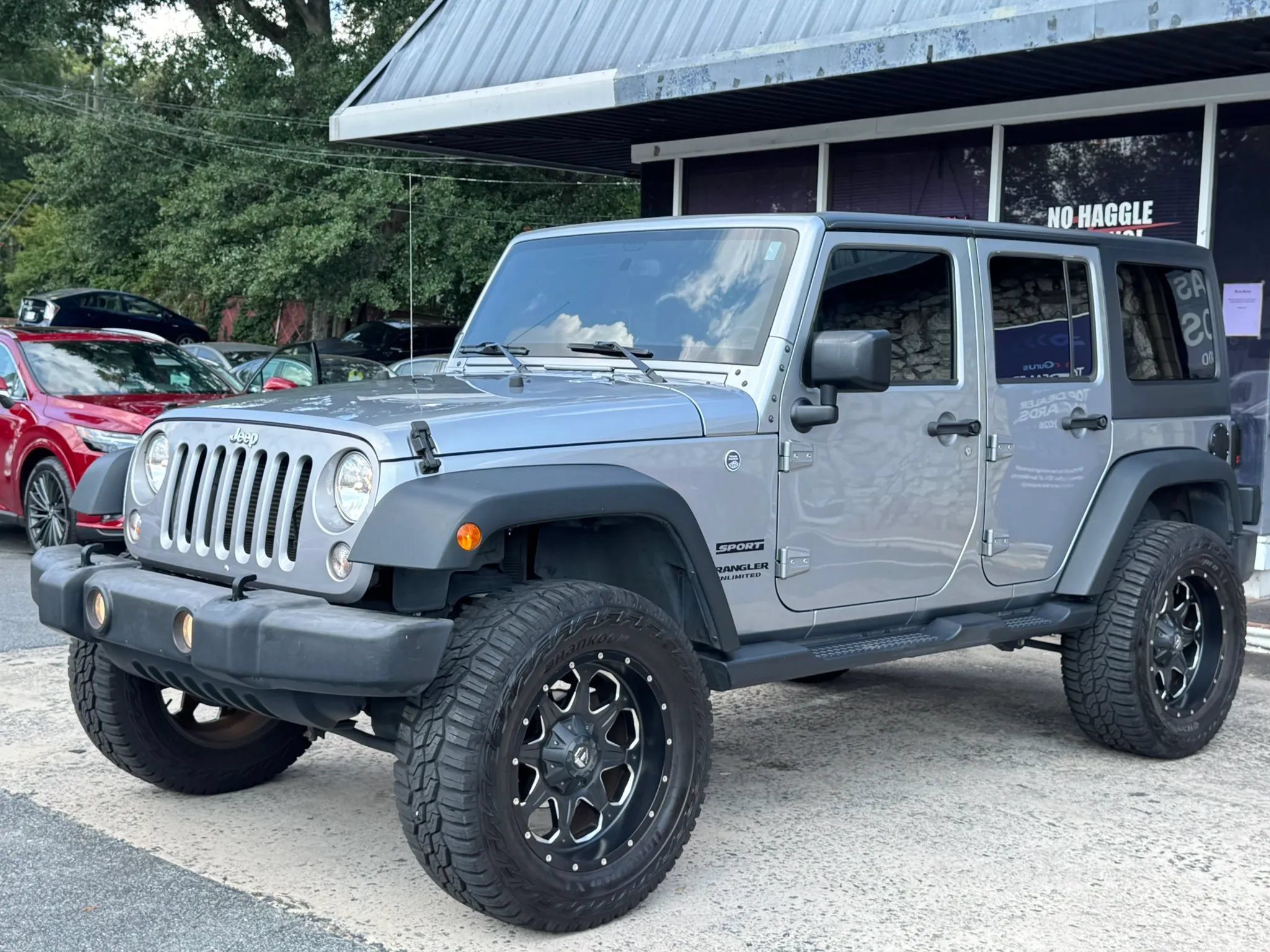 Used 2017 Jeep Wrangler Unlimited Sport w/ Quick Order Package 24S AWD/4WD image 3
