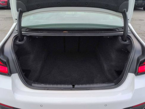 Used 2021 BMW M550i xDrive w/ Executive Package image 35