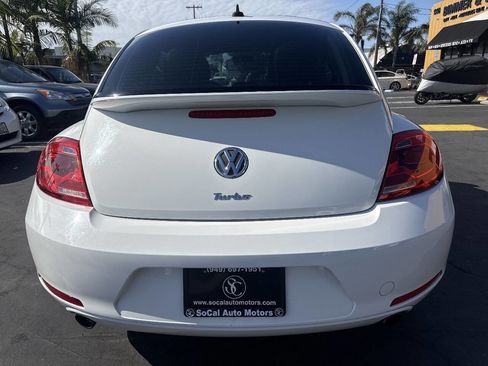 Used 2012 Volkswagen Beetle 2.0T w/ Lamp & Wheel Pkg FWD image 4