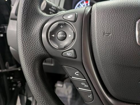 Certified 2023 Honda Ridgeline Sport image 16