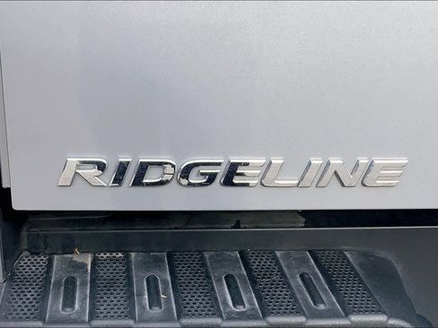 Used 2023 Honda Ridgeline RTL image 9