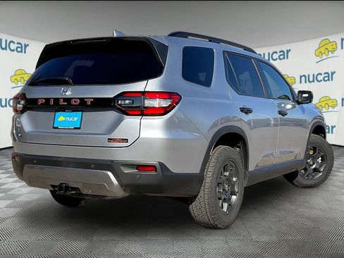 New 2026 Honda Pilot TrailSport image 7
