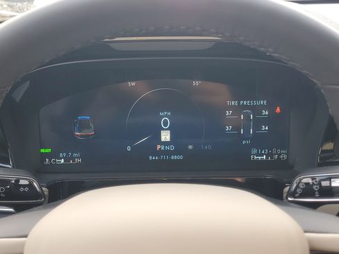 New 2026 Lincoln Corsair Grand Touring w/ Towing Package image 17