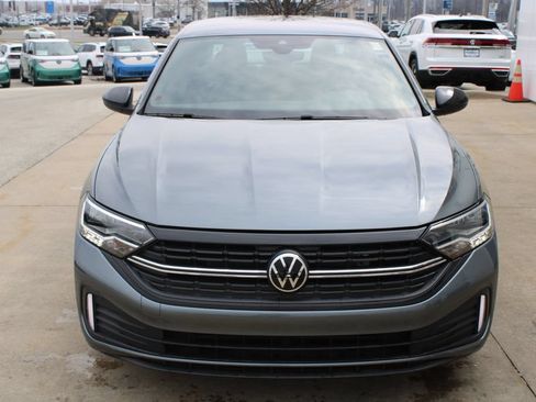 Certified 2024 Volkswagen Jetta Sport FWD image 2