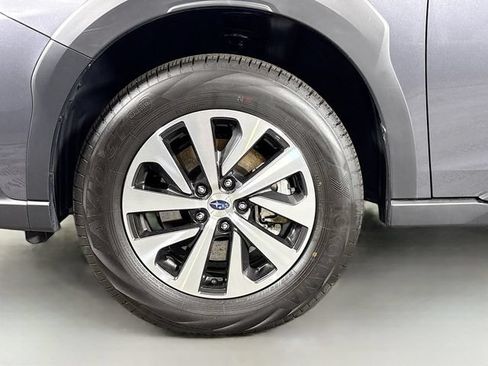 Certified 2025 Subaru Outback AWD/4WD image 31