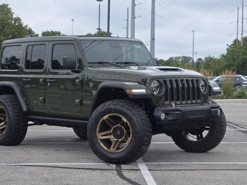 Used 2022 Jeep Wrangler Unlimited Rubicon w/ Trailer Tow Package AWD/4WD image 2