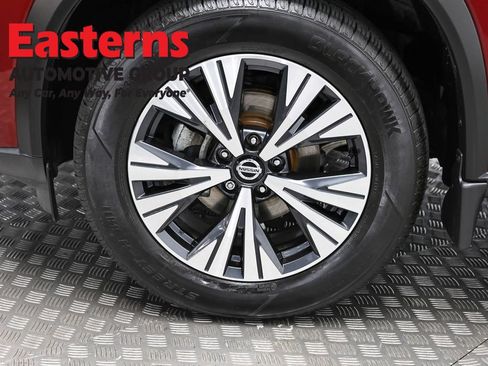 Used 2021 Nissan Rogue SV w/ Premium Package AWD/4WD image 33