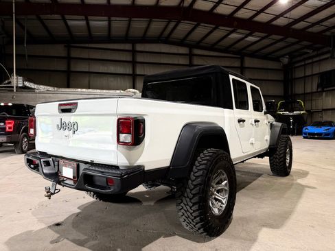 Used 2020 Jeep Gladiator Sport w/ Quick Order Package 24S AWD/4WD image 5