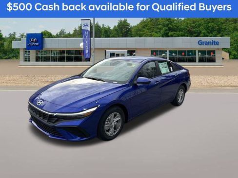 New 2026 Hyundai Elantra SE image 2