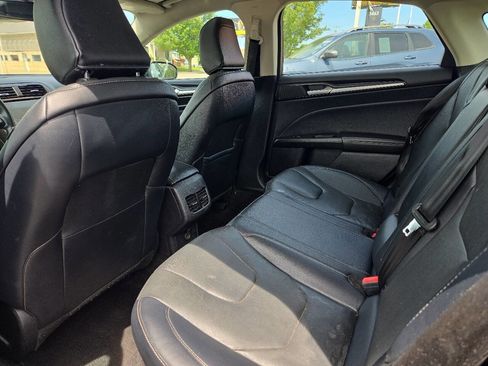 Used 2020 Ford Fusion Titanium FWD image 12