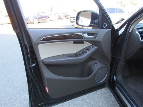 Used 2013 Audi Q5 2.0T Premium Plus image 6