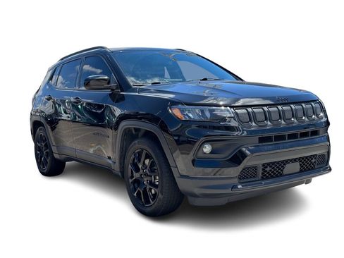 Used 2022 Jeep Compass Latitude FWD image 14