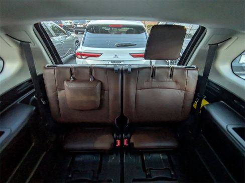 Used 2018 Toyota 4Runner Limited image 15