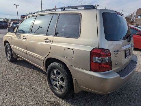 Used 2005 Toyota Highlander Limited image 8