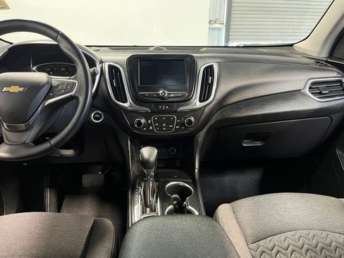 Used 2024 Chevrolet Equinox LT FWD image 20