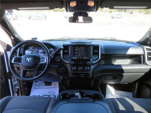 Used 2021 RAM 2500 Big Horn image 26