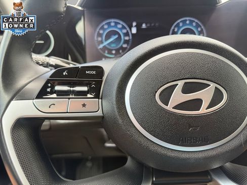 Used 2025 Hyundai Elantra SEL FWD image 25
