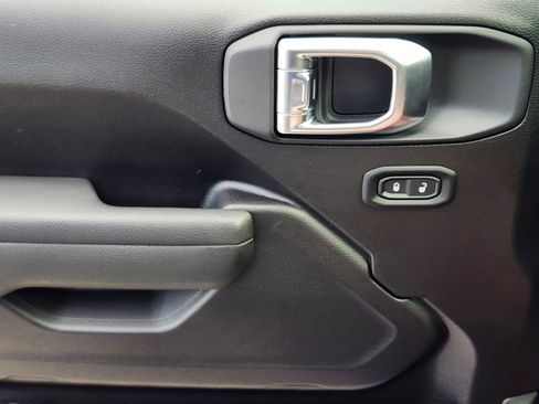 New 2026 Jeep Gladiator Sport image 21