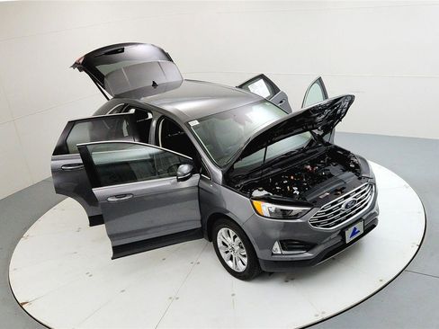 Used 2024 Ford Edge Titanium AWD/4WD image 16