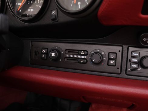 Used 1995 Porsche 911 Carrera image 16