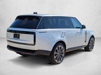 New 2025 Land Rover Range Rover SE video 2