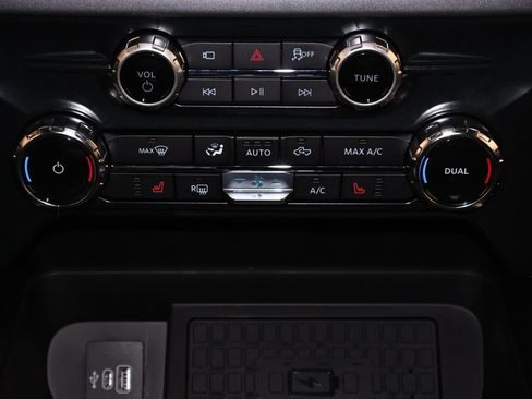 New 2026 Ford F150 XLT w/ Equipment Group 302A MID AWD/4WD image 27