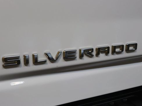 Used 2025 Chevrolet Silverado 2500 LTZ w/ LTZ Convenience Package AWD/4WD image 29