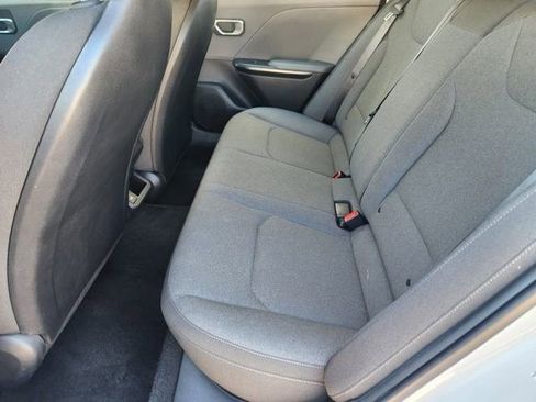 Used 2025 Kia K4 LXS image 30