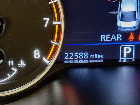 Used 2025 Nissan Altima 2.5 SV FWD image 19