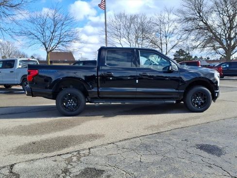 New 2025 Ford F150 Lightning XLT image 4