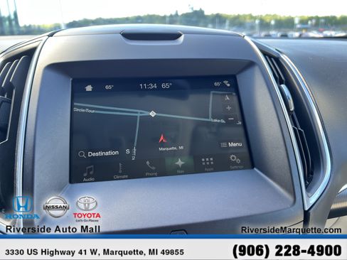 Used 2017 Ford Edge Titanium w/ Technology Package AWD/4WD image 22