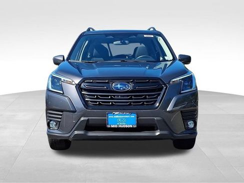 Used 2024 Subaru Forester Premium AWD/4WD image 2