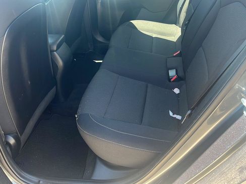 Used 2020 Kia Forte LXS FWD image 7