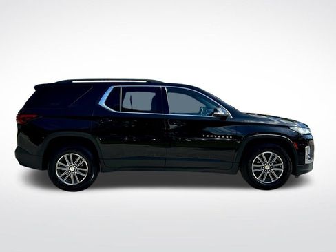 Used 2022 Chevrolet Traverse LT image 7