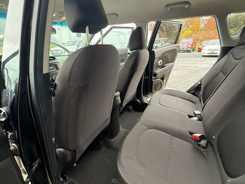 Used 2018 Kia Soul image 33