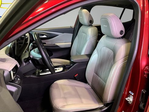 Used 2024 Buick Envista Avenir FWD image 21