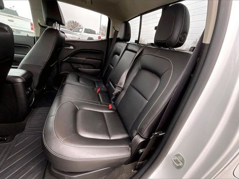 Used 2015 GMC Canyon SLT image 25