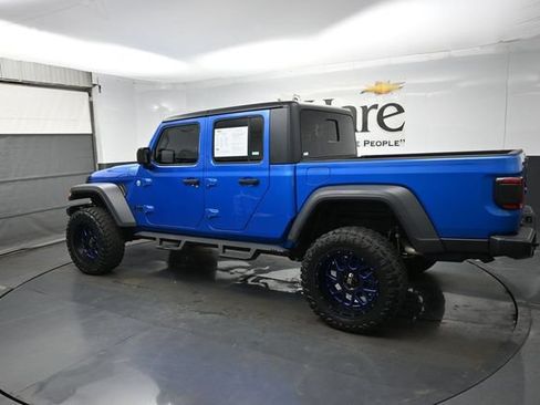 Used 2020 Jeep Gladiator Sport w/ Quick Order Package 24S AWD/4WD image 31
