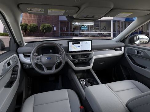 New 2026 Ford Explorer Active w/ Active Comfort Package RWD image 9