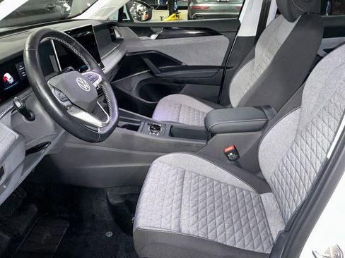 New 2026 Volkswagen Tiguan S image 9