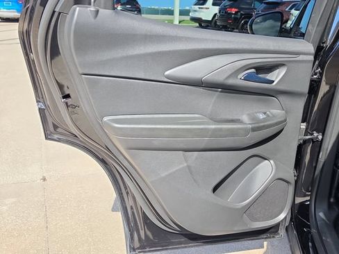 Used 2023 Chevrolet TrailBlazer RS w/ Sun and Liftgate Package FWD image 14