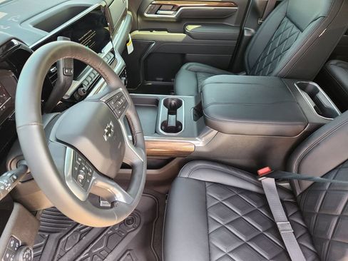 New 2025 Chevrolet Silverado 2500 LT w/ Trail Boss Package AWD/4WD image 10