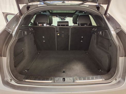 Used 2022 Jaguar F-PACE S image 27