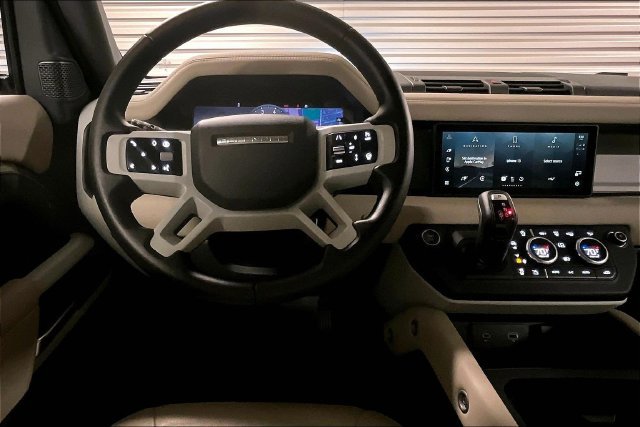 Certified 2024 Land Rover Defender 110 S AWD/4WD image 4